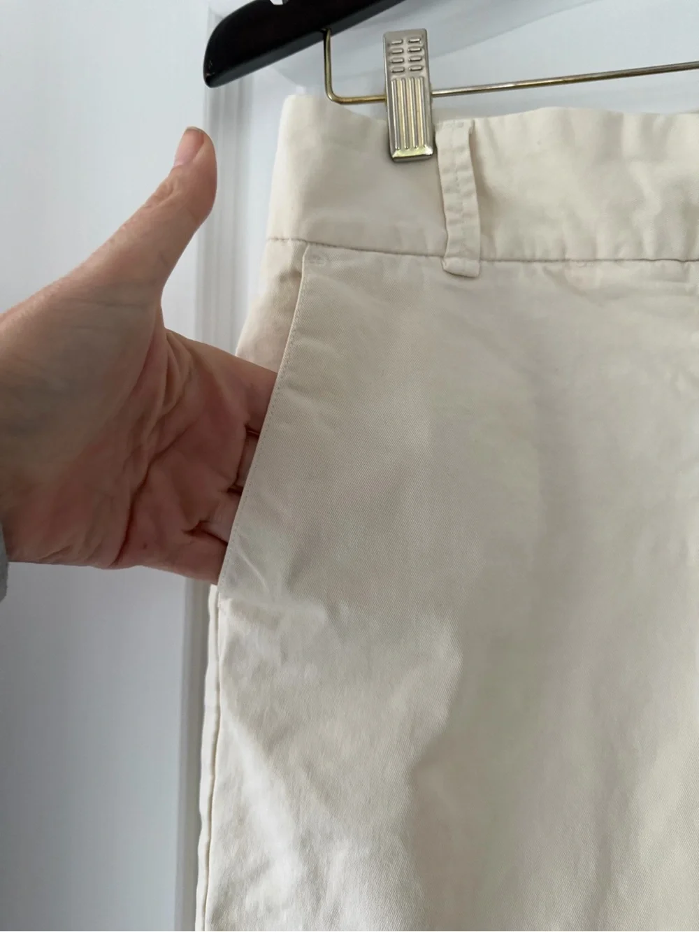 J.Crew Andie Chino Shorts Size 2 Ivory Stretch Cotton High Rise